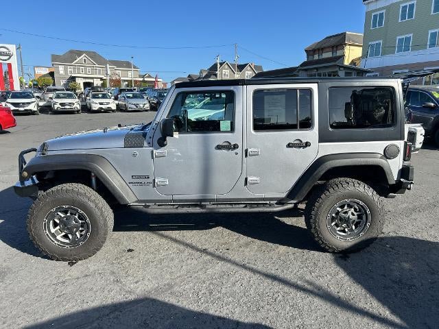 2016 Jeep Wrangler Unlimited 4WD 4dr Sport