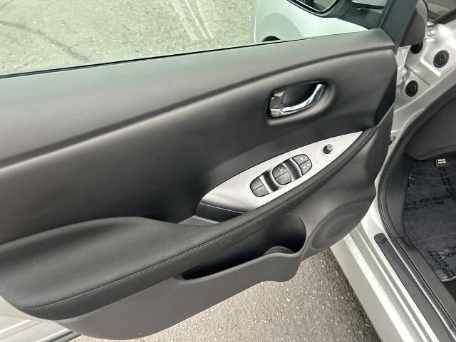 2025 Nissan LEAF S Hatchback