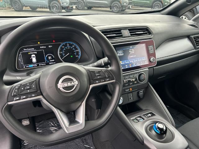 2025 Nissan LEAF S Hatchback