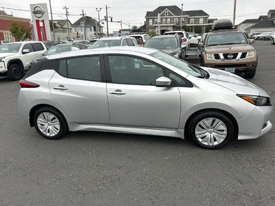 2025 Nissan LEAF S Hatchback