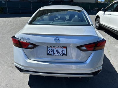 2022 Nissan Altima 2.5 S Sedan