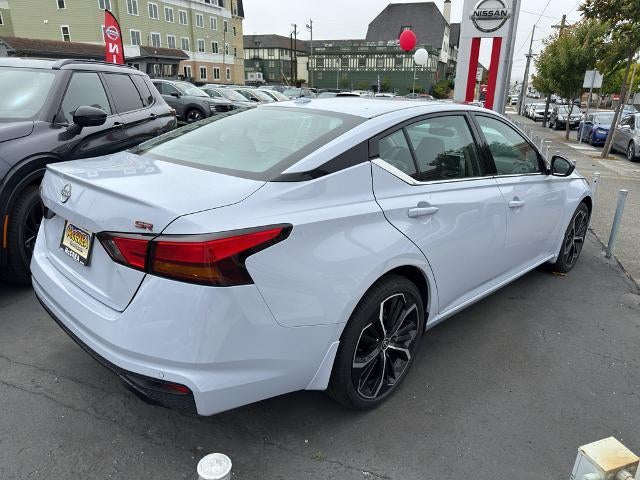 2025 Nissan Altima SR FWD