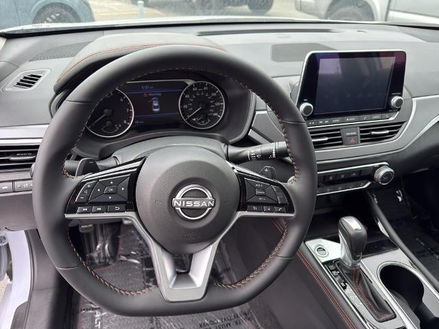2025 Nissan Altima SR FWD