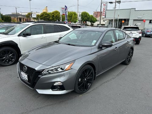 2022 Nissan Altima 2.5 SR Sedan