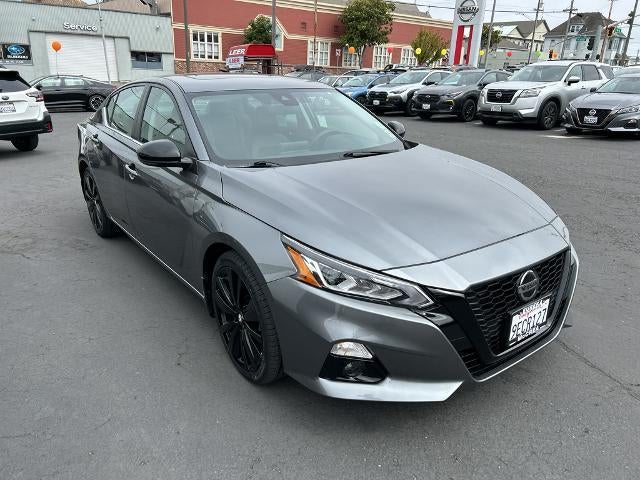 2022 Nissan Altima 2.5 SR Sedan
