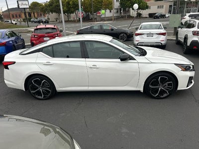 2024 Nissan Altima 2.5 SR Sedan