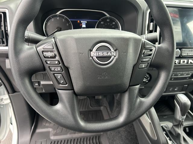 2025 Nissan Frontier Crew Cab 4x4 SV