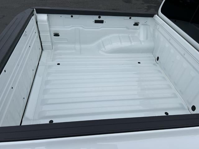 2025 Nissan Frontier Crew Cab 4x4 SV