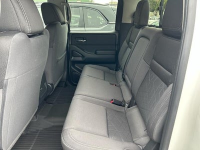 2025 Nissan Frontier Crew Cab 4x4 SV