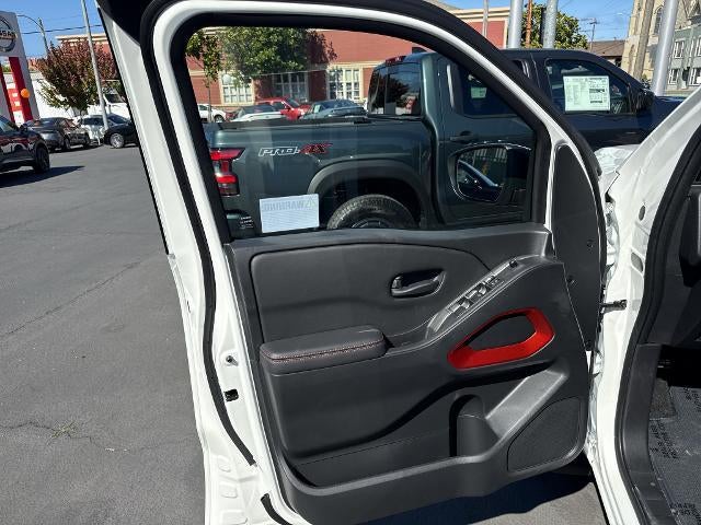 2027 Nissan Frontier Crew Cab PRO-4X® Long Bed