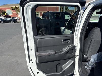 2027 Nissan Frontier Crew Cab PRO-4X® Long Bed