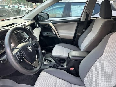 2015 Toyota RAV4 FWD 4dr LE (GS)