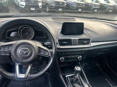 2018 Mazda Mazda3 5-Door Touring Manual
