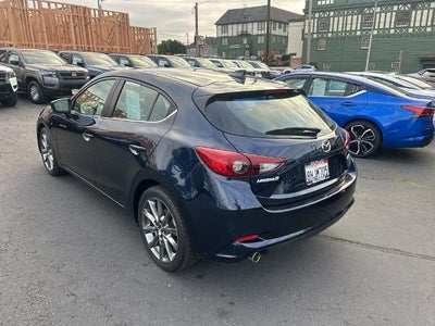 2018 Mazda Mazda3 5-Door Touring Manual