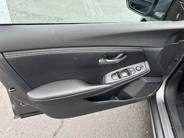 2023 Nissan Sentra SV CVT