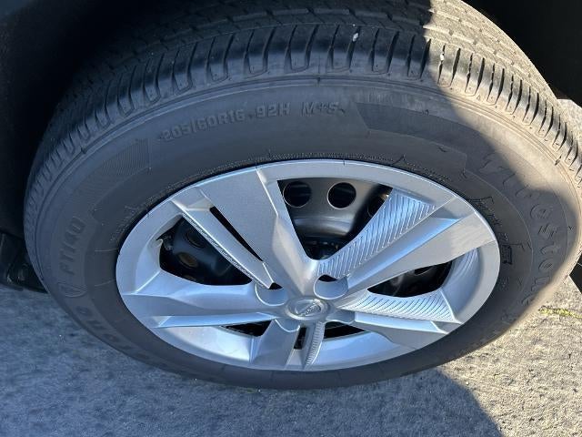 2024 Nissan Kicks S FWD