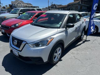 2019 Nissan Kicks S FWD