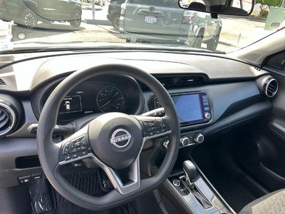 2023 Nissan Kicks SV FWD