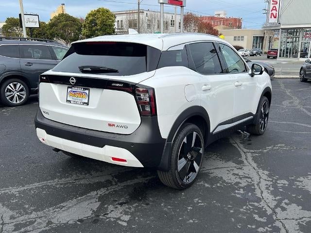 2025 Nissan Kicks SR