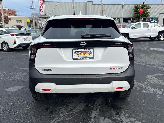 2025 Nissan Kicks SR