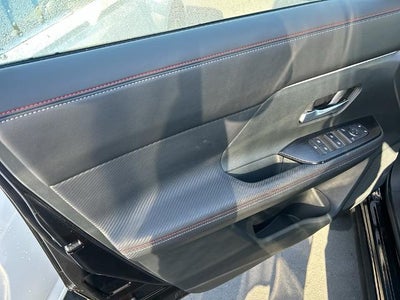 2025 Nissan Kicks SR AWD