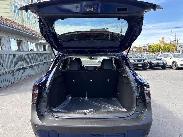 2027 Nissan Kicks SR
