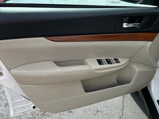 2013 Subaru Outback 2.5i Limited Automatic