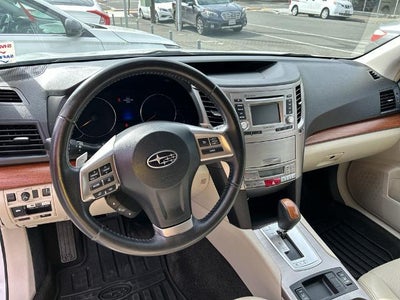 2013 Subaru Outback 2.5i Limited Automatic