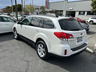 2013 Subaru Outback 2.5i Limited Automatic