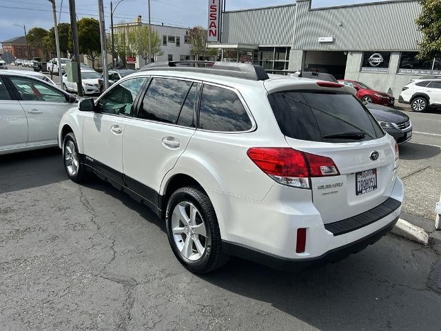 2013 Subaru Outback 2.5i Limited Automatic