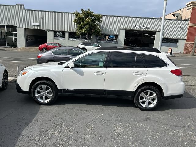 2013 Subaru Outback 2.5i Limited Automatic