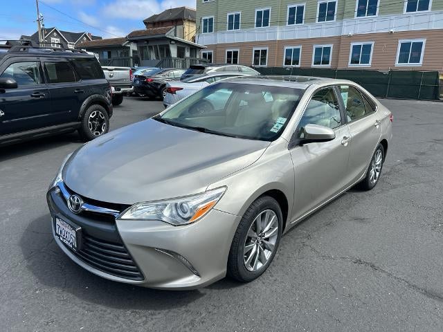2017 Toyota Camry XLE Auto (SE)