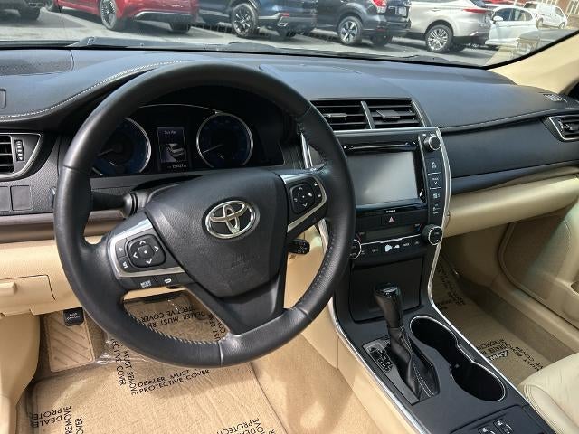 2017 Toyota Camry XLE Auto (SE)