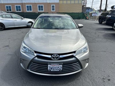 2017 Toyota Camry XLE Auto (SE)