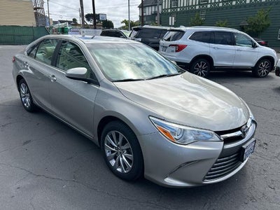 2017 Toyota Camry XLE Auto (SE)
