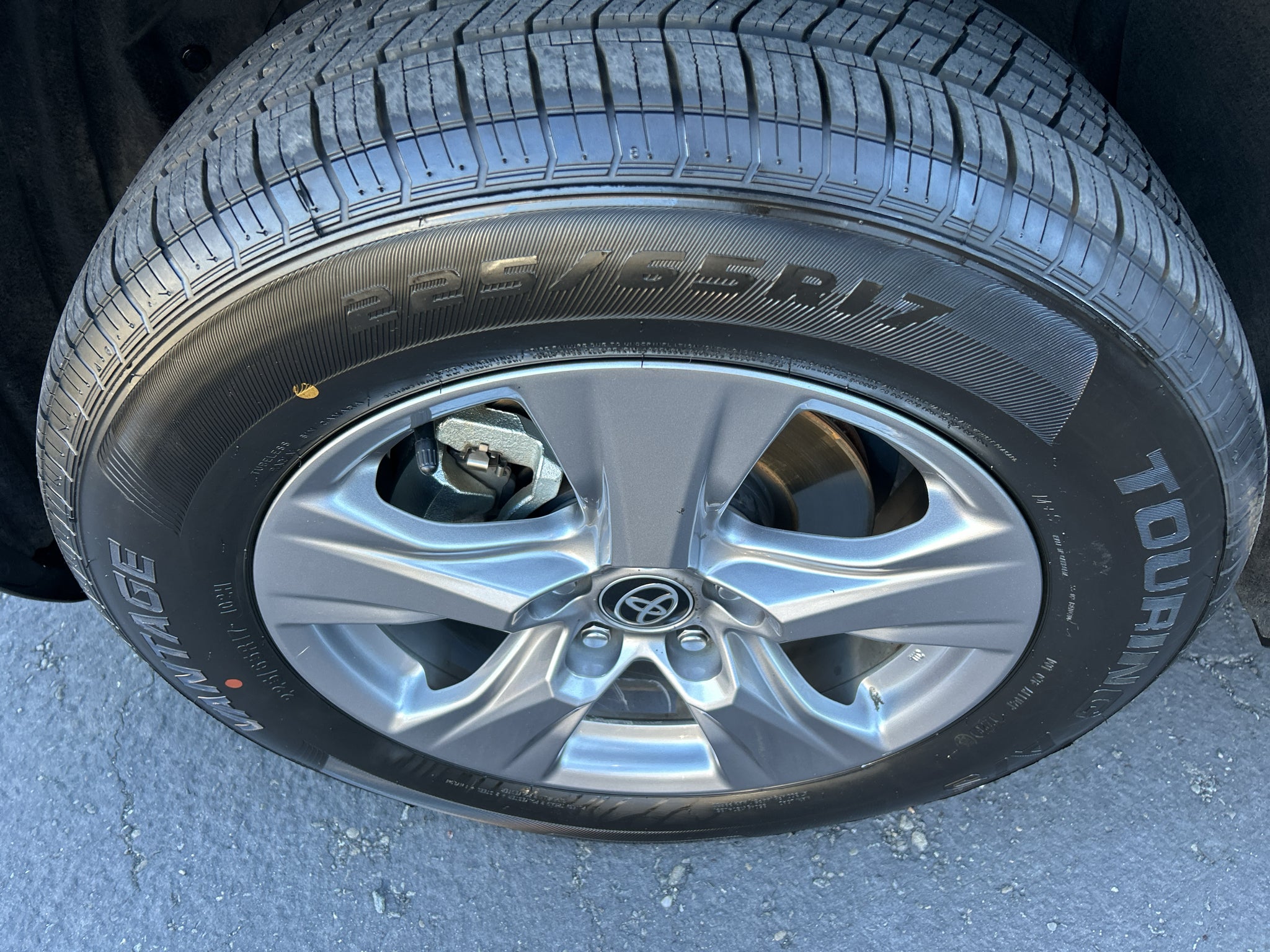 2025 Toyota RAV4 Hybrid Hybrid XLE