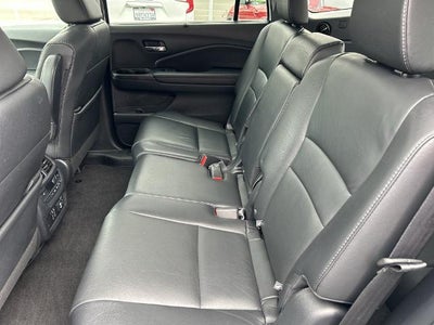 2020 Honda Pilot Touring 8-Passenger AWD
