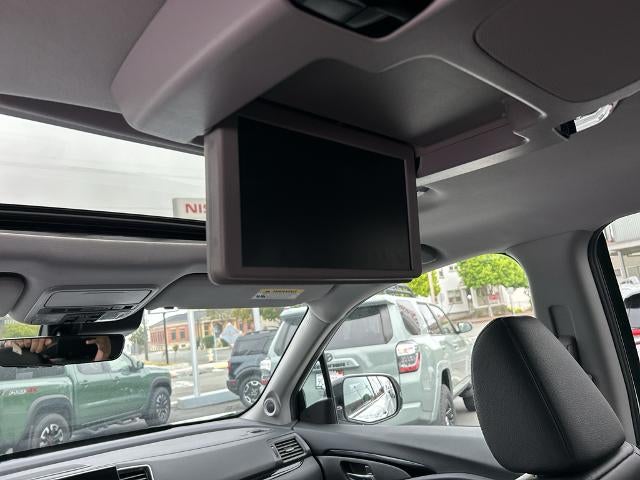 2020 Honda Pilot Touring 8-Passenger AWD
