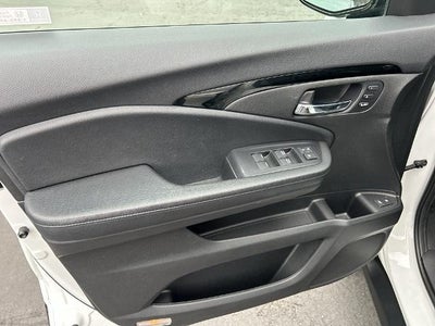 2020 Honda Pilot Touring 8-Passenger AWD