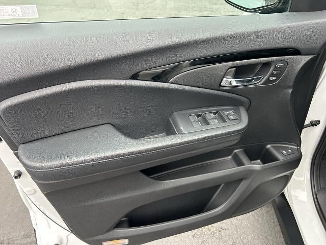 2020 Honda Pilot Touring 8-Passenger AWD