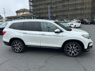 2020 Honda Pilot Touring 8-Passenger AWD