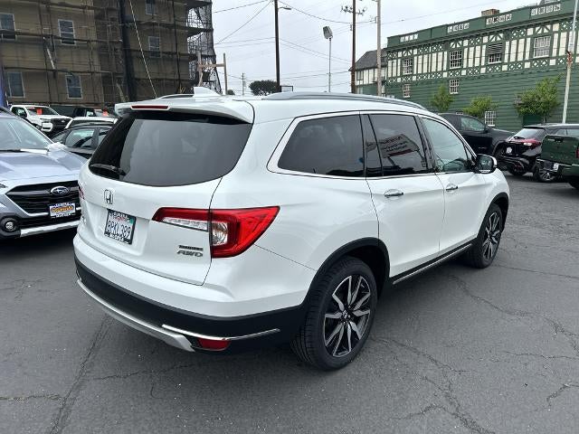 2020 Honda Pilot Touring 8-Passenger AWD