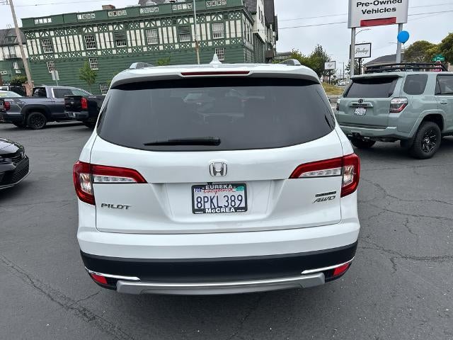 2020 Honda Pilot Touring 8-Passenger AWD