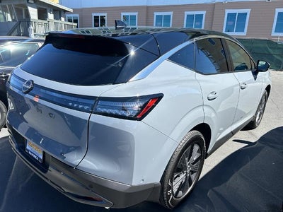 2025 Nissan Murano AWD SL