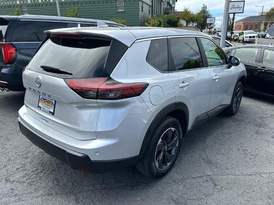 2025 Nissan Rogue FWD SV
