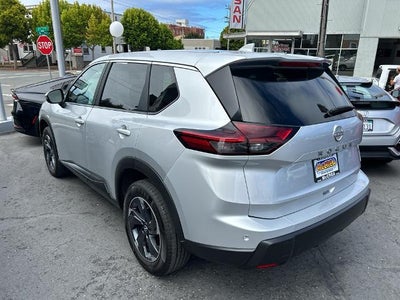 2025 Nissan Rogue FWD SV