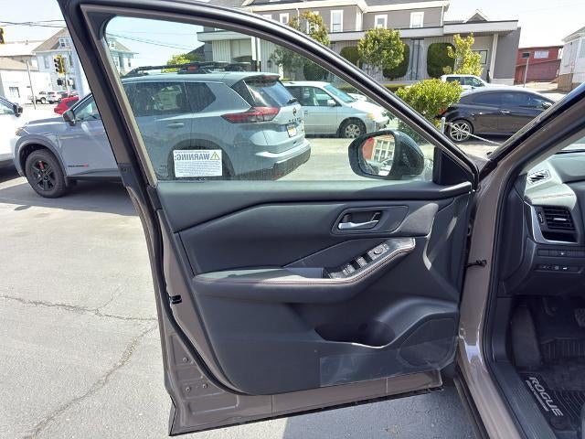 2026 Nissan Rogue Rock Creek®