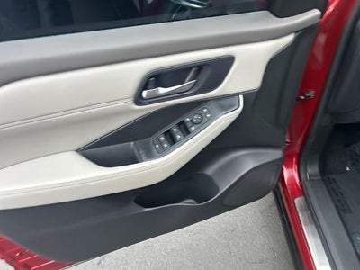 2023 Nissan Rogue AWD SV