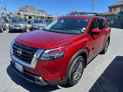 2024 Nissan Pathfinder SV 4WD