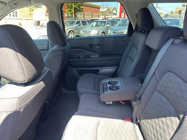 2024 Nissan Pathfinder SV 4WD